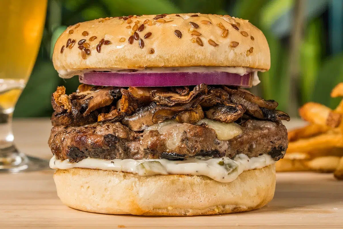 Father’s Day 2026 Burger LTO-01